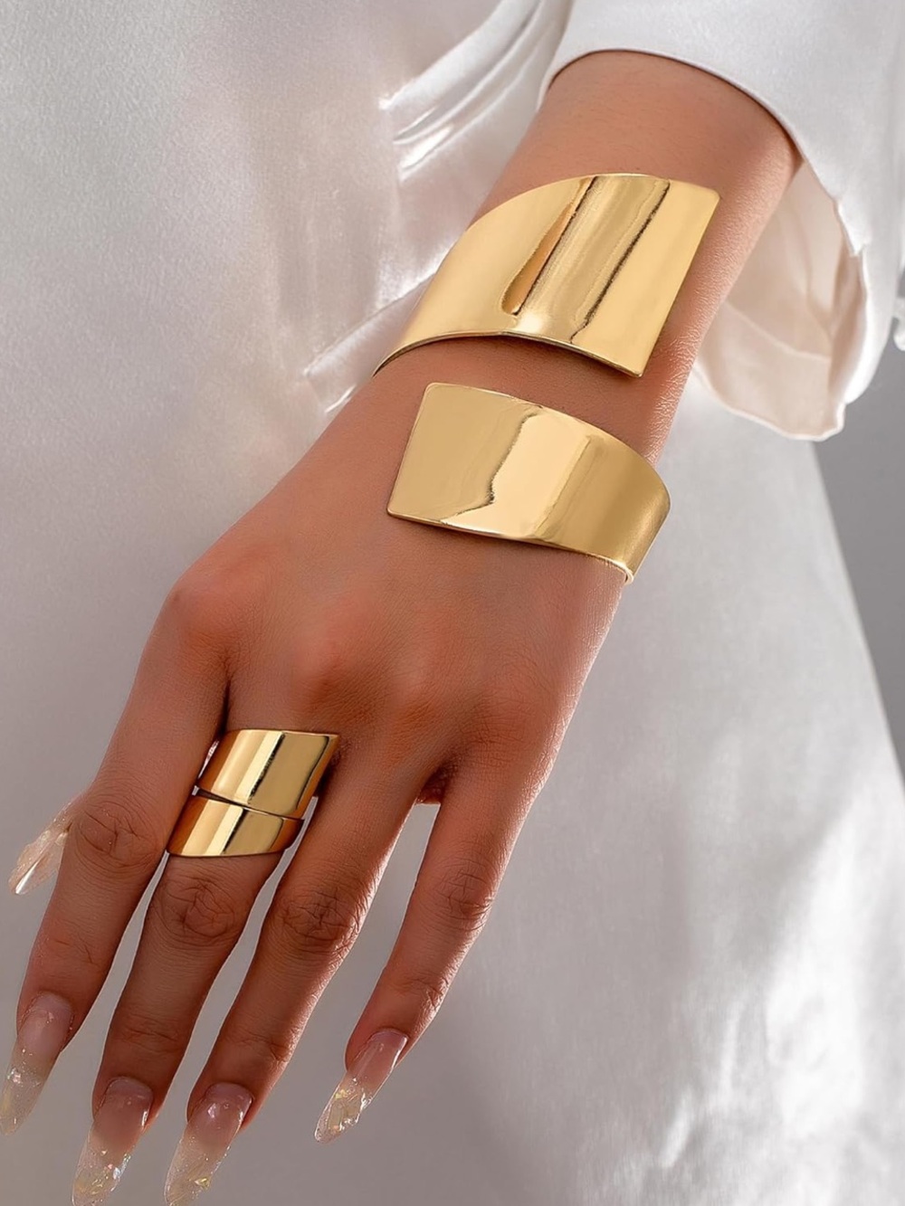 Elegant Gold Cuff Bracelet and Ring Set - Women Jewelry